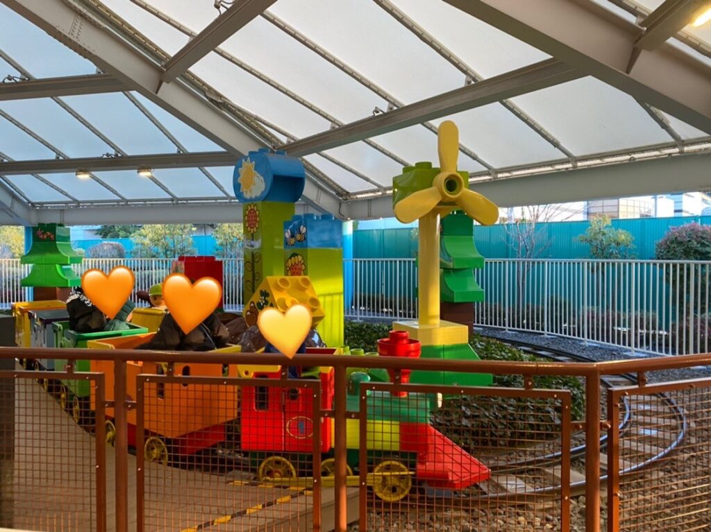 レゴでできた汽車